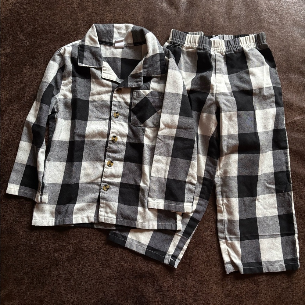 Old Navy Kids Black and White Plaid Pajama Set
